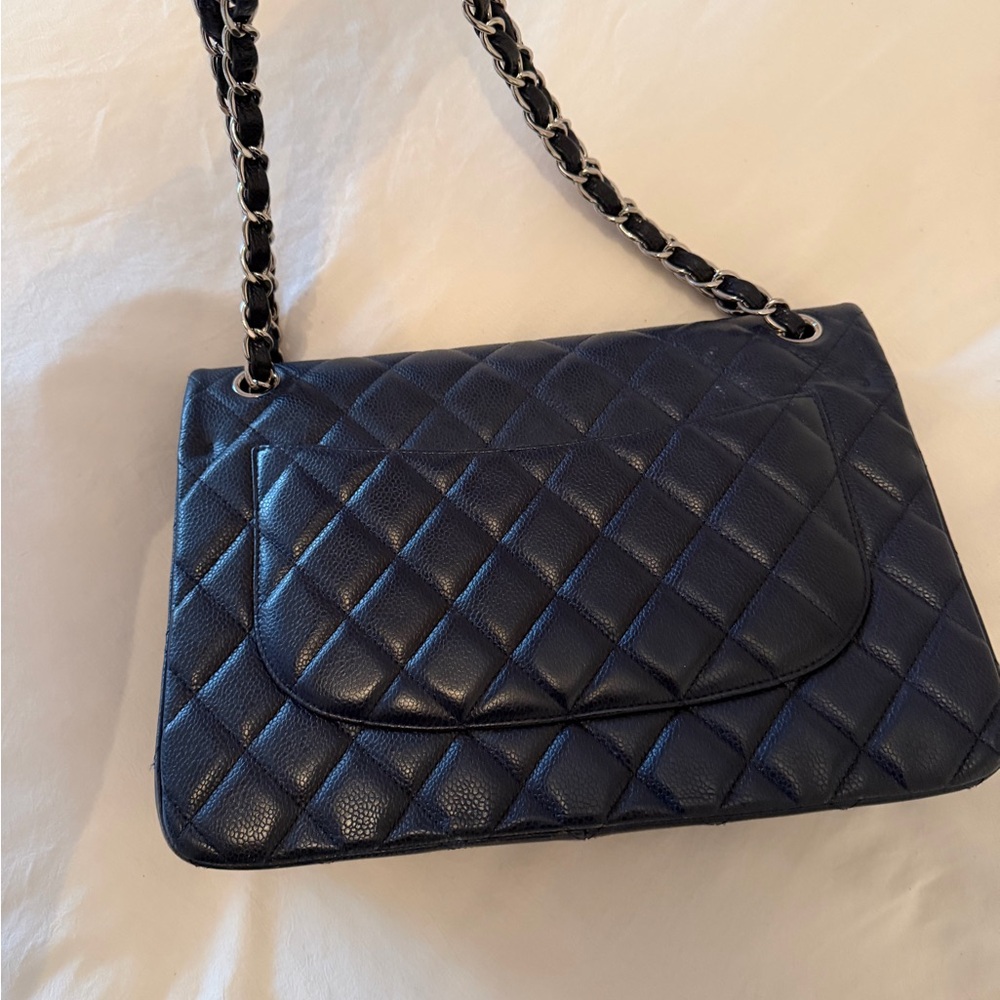 Chanel classic bag with flap - Picture 4 of 10